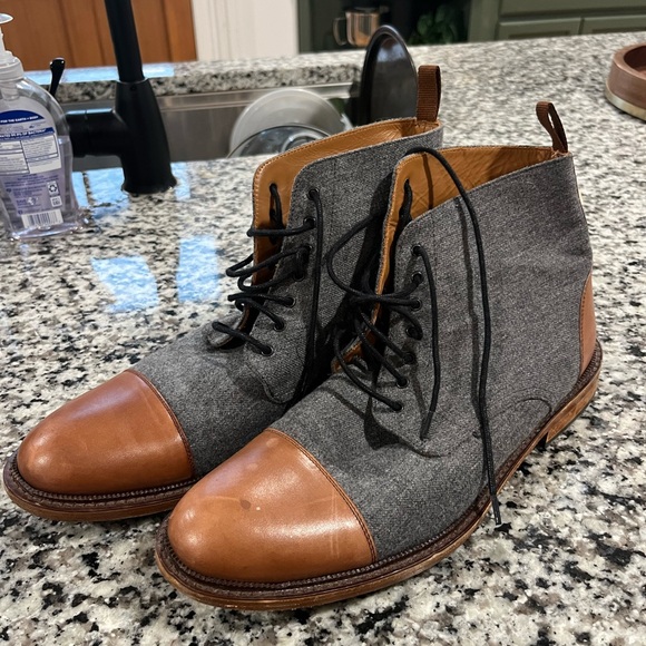 Taft | Shoes | Taft Gray And Brown Chukka Boots With Captoe  display picture 1